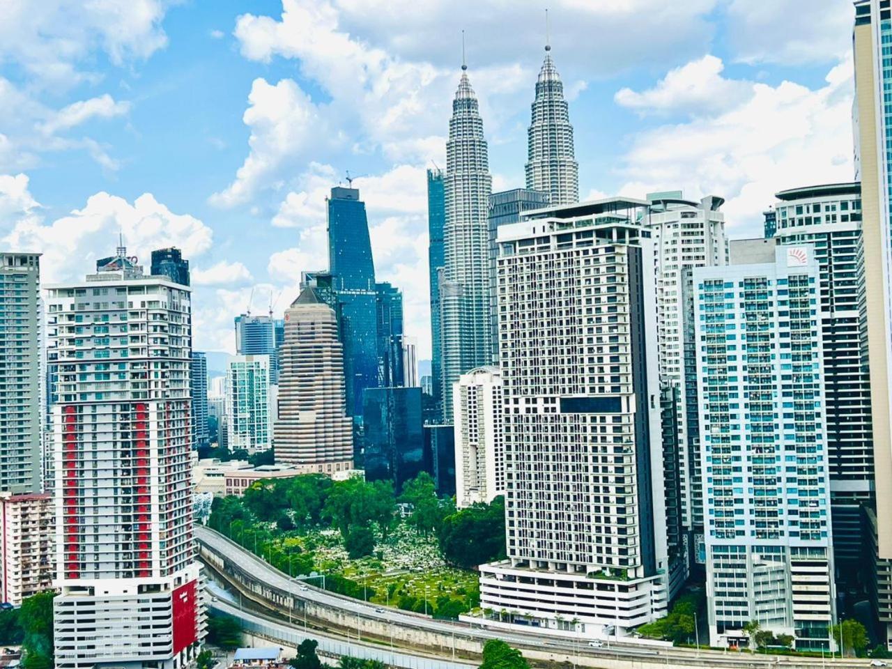 The Luxe Colony Skypool By Tasu Home Kuala Lumpur Luaran gambar